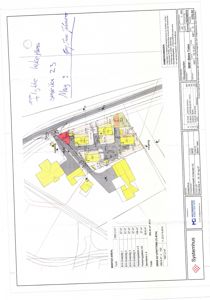 Situasjonsplan som viser tomtens form, grenser, bebyggelse og arealoppdeling.