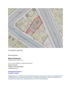 Situasjonsplan som viser tomt, bygninger og veier med kommunale grenser (rødt).