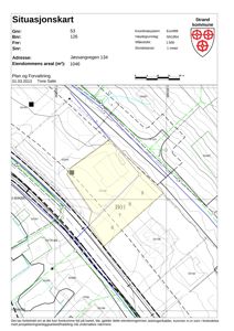 Situasjonskart for eiendommen Jøssangvegen 134 i Strand kommune, som viser eiendomsgrenser, infrastruktur og nabolag.