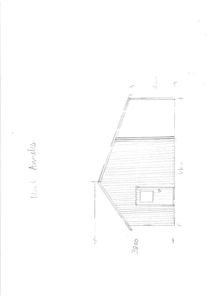 Fasadetegning av en bygning sett fra siden, med mål og skrift.