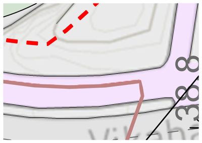 Et kartutsnitt som viser topografi (høydekurver), eiendomsgrenser og en vei med et høydemål.