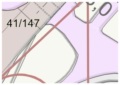 Et kartutsnitt som viser eiendomsgrenser (41/147), topografi og muligens veg eller vei.