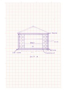 En håndtegnet snittegning (Snitt A) av en bygning, som viser veggkonstruksjon, tak og grunnplan.