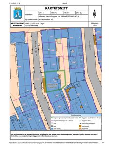 Situasjonsplan (kartutsnitt) som viser eiendomsgrenser, nabobebyggelse og tomtens plassering i forhold til gater.