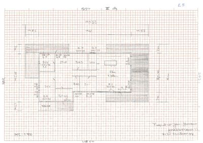 Etasjeplan (1. etasje) med romfordeling, dimensjoner og notasjoner.