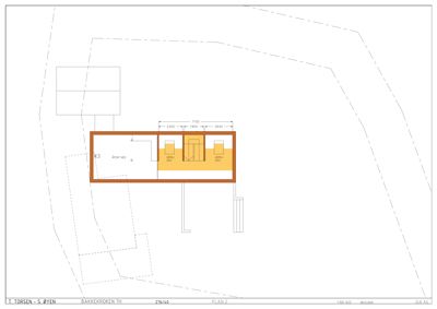 Situasjonsplan som viser en bygning (merket PLAN 2) plassert på eiendom BAKKEKROKEN 7H, med angitte mål og nabolagsgrenser.