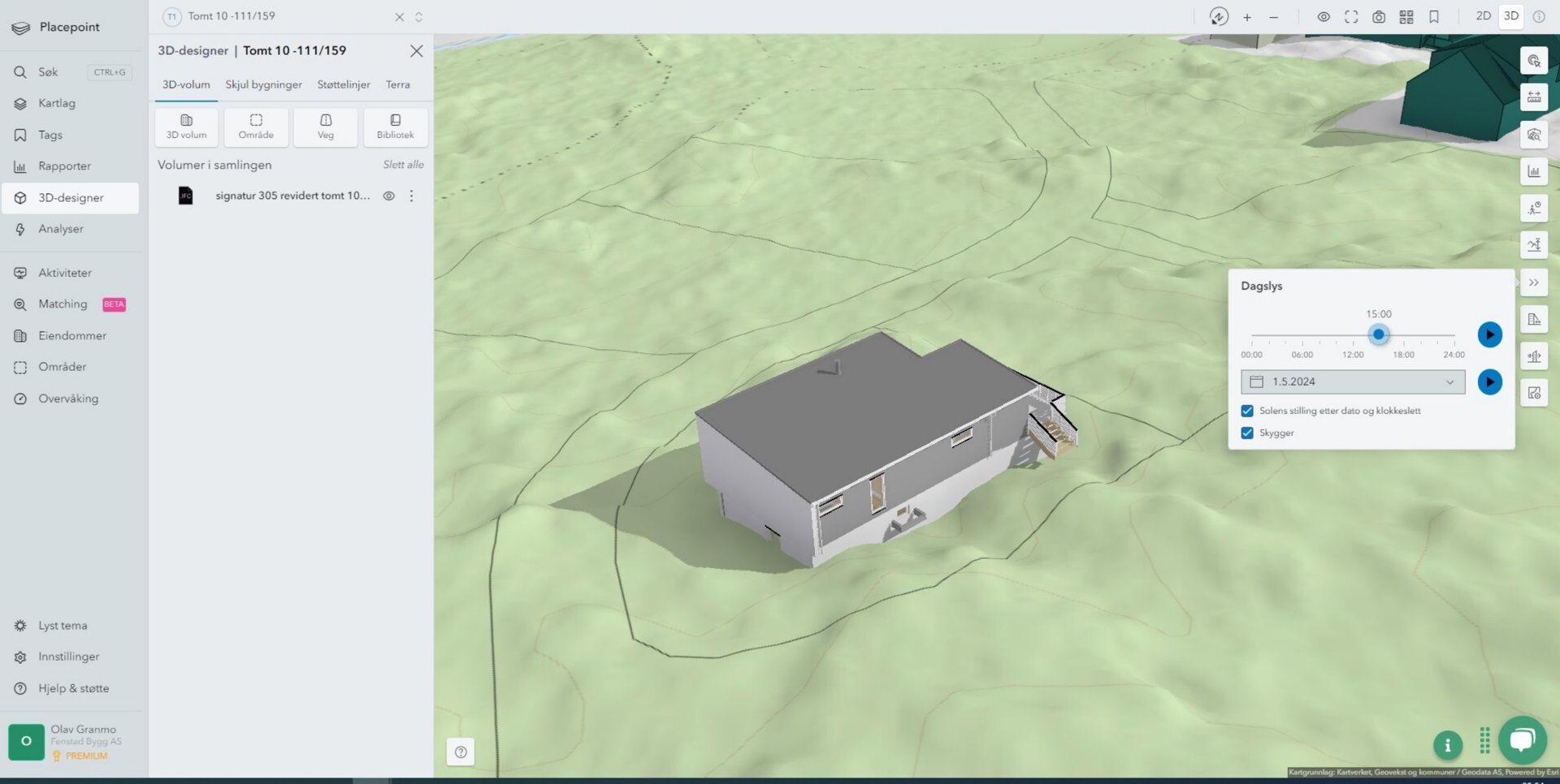 3D-visualisering av en bygning i et terreng, med daglysanalyse aktivert.