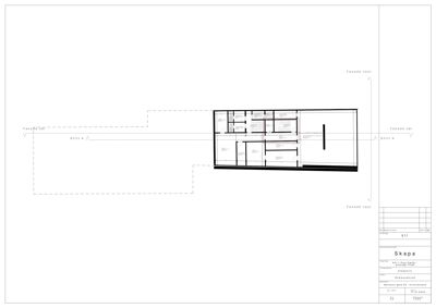 Snittegning (Snitt A) som viser bygningens tverrsnitt, romfordeling og fasader.
