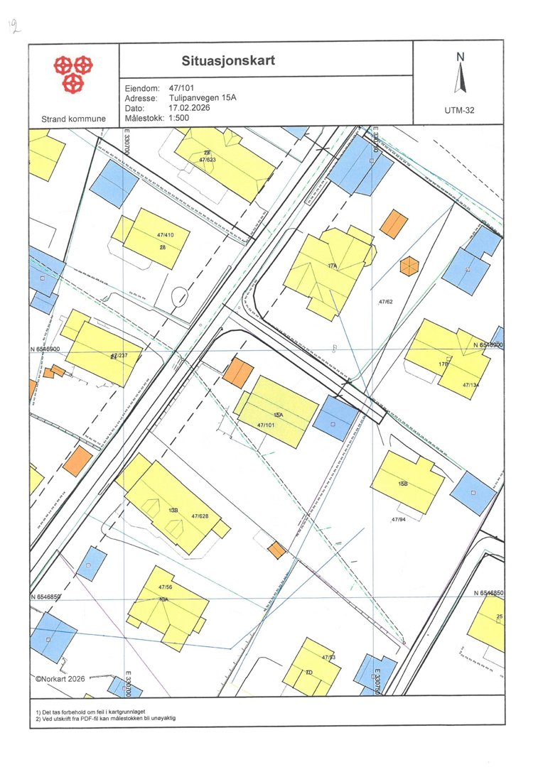 Situasjonskart som viser eiendomsgrenser, bygninger og infrastruktur i området.