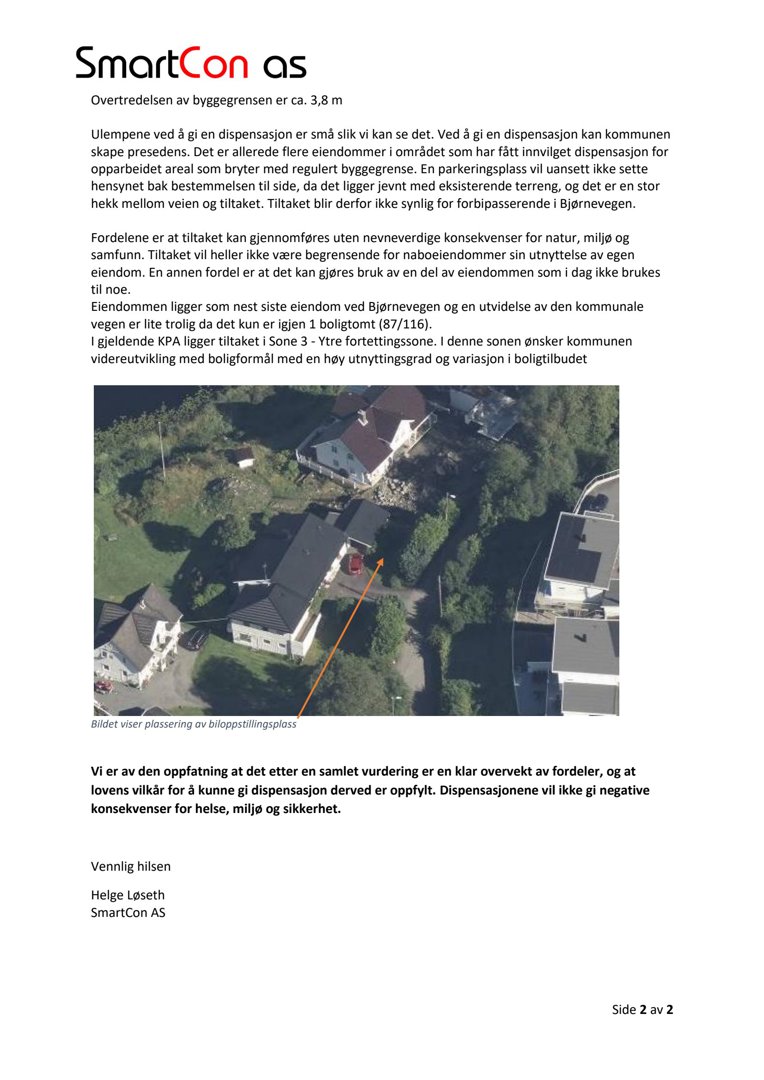 Luftfoto av eiendom med markert biloppstillingsplass