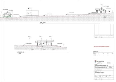 Tegning som viser terrengprofiler (snitt) gjennom et byggeområde, med oppgitt høyder og tomtegrenser.