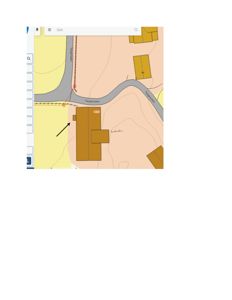 Situasjonsplan som viser bygningers plassering i forhold til veier (Tangenveien) og terrengkonturer.