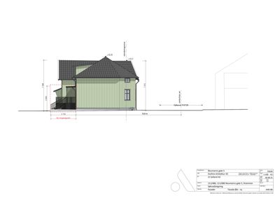 Fasadetegning av en bygning med mål og detaljer for en ny inngangsport.