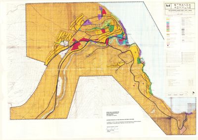 Kommunedelplan for Stranda sentrum som viser arealbruksinndeling og topografi.