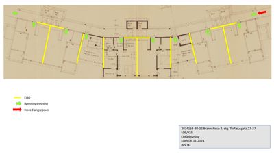 Etasjeplan (brannskisse) som viser romfordeling, vegger og rømningsveier med tilhørende nøkkelforklaring.