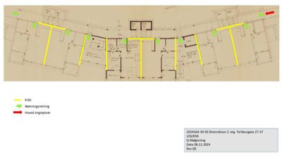 Etasjeplan (brannskisse) som viser romfordeling, vegger og rømningsveier med tilhørende nøkkelforklaring.