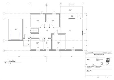 Etasjeplan (1. Etg Plan) som viser romfordeling, dører, vinduer og mål for første etasje.
