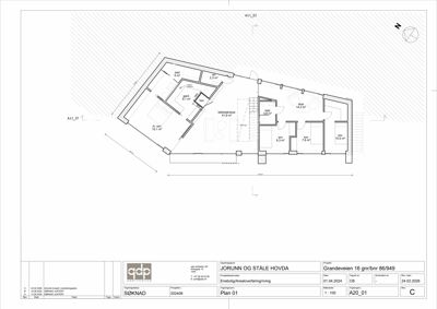 Etasjeplan (Plan 01) som viser romfordeling, arealer og veggkonstruksjoner for en bolig.