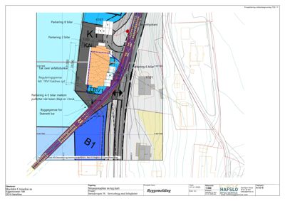 Situasjonsplan med reguleringskart som viser bygningers plassering, parkeringsområder, veier og reguleringsgrenser.