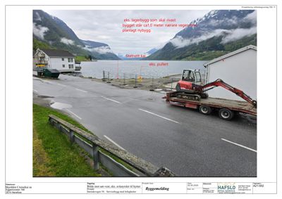 Fotografi av et byggeområde med eksisterende og planlagte bygninger, samt en lastebil med graver. Bildet er merket som 'Byggemelding' og viser situasjonen på stedet.