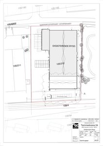 Situasjonsplan som viser tomtens grenser, eksisterende bygg, naboeiendommer og planlagt utbygging.