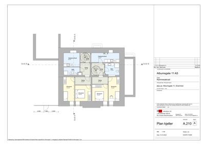 Etasjeplan (kjeller) med romfordeling, døråpninger og snittlinjer for en byggesak.