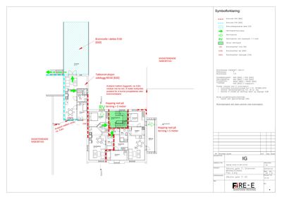 Etasjeplan med romfordeling, brannklassifisering og tekniske notasjoner for en bygning.