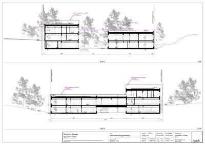 Snittegning (Snitt C og D) som viser bygningens høyde, etasjer og forhold til terreng.