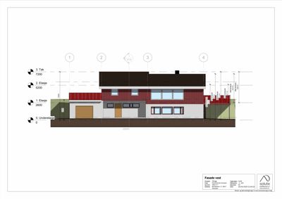 Fasadetegning (opprikk) av bygningens vestside med angitte høyder og etasjer.