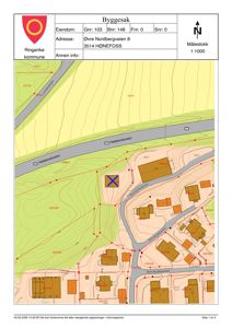 Situasjonsplan som viser eiendomsgrunn, nabolag, veier og topografi.