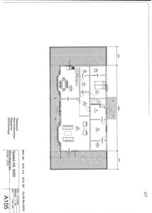 Etasjeplan (1. etasje) som viser romfordeling, dører, vinduer og mål for en bolig.