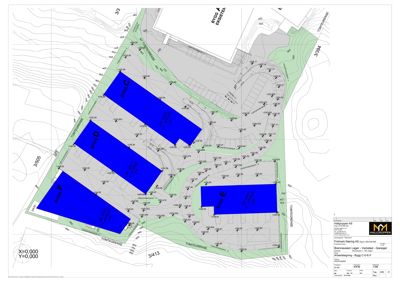 Situasjonsplan som viser tomtens form, høydeforhold (konturlinjer), eksisterende og planlagt bebyggelse (BYGG C, D, E, F), veier og tomtegrenser.
