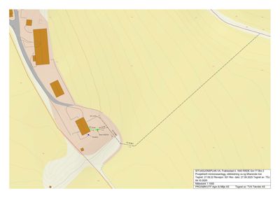 Situasjonsplan som viser tomtens beliggenhet, topografi (konturlinjer), eksisterende og planlagt bebyggelse, samt tilknyttede veier og infrastruktur.