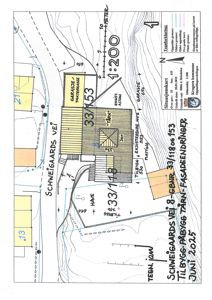 Situasjonsplan som viser tomtens form, høydemåler (konturer), nabobebyggelse, veier (Schweigards vei), garasjeplassering og eksisterende hus.
