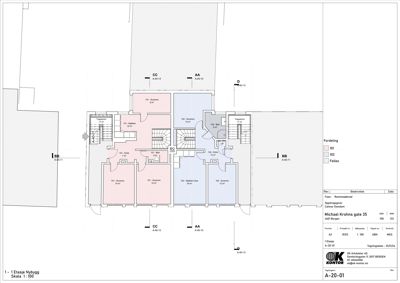Etasjeplan (1. etasje) som viser romfordeling, arealer og fellesområder for en bygning.