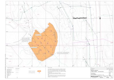 Situasjonsplan som viser et område med planlagt utbygging (markert med oransje farge og pil), eksisterende infrastruktur, og topografiske linjer.