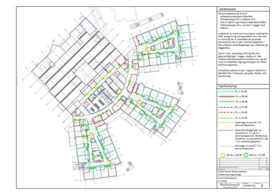 Etasjeplan for en bygning som viser plassering av lydtekniske tiltak (dører, vegger, vinduer) med angitte lydisolasjonskrav (Rw).