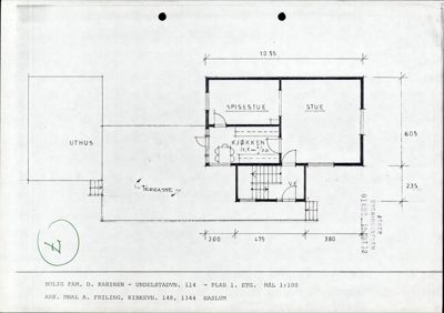 Etasjeplan (1. etasje) for en bolig med romfordeling (stue, kjøkken, spisestue), utendørs arealer (uthus, terrasse) og dimensjoner.