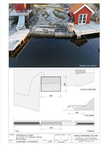 Fotografi av en brygge med tilhørende røde hytter, som viser hvordan den ferdige eller planlagte løsningen ser ut i terrenget.