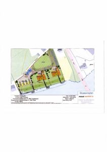 Situasjonsplan som viser tomt, bygninger, veier og omgivelser for Kvikne Løplø Camping.