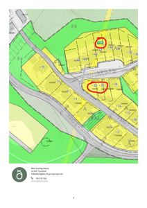 Situasjonsplan som viser eiendomsnummer, vegnavn og arealforhold i et område.