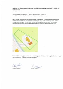 Situasjonsplan som viser tomtgrenser, eksisterende og planlagt bygning, samt naboeiendom.