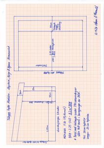 Håndskrevet tegning som viser etasjeplan for en tilbygg til hytte, med mål og romfordeling.