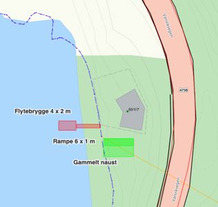 Situasjonsplan som viser tomtens beliggenhet i forhold til vann og vei, samt plassering av eksisterende og planlagt konstruksjoner (naust, flytebrygge, rampe).