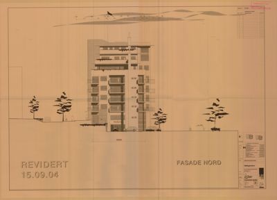 Fasadetegning (opprikk) av en fleretasjes bygning sett fra nord.