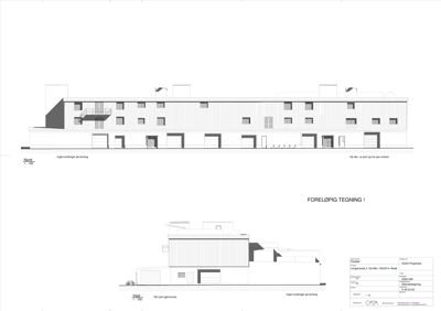 Fasadetegning som viser bygningens utseende fra to sider (Nord og Vest) med vinduer, dører og takform.
