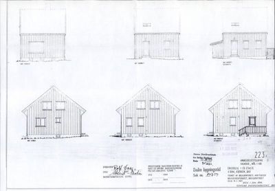 Fasadetegning som viser bygningens utsyn fra flere vinkler (for, bak, side) og detaljer som vinduer, dører og takform.