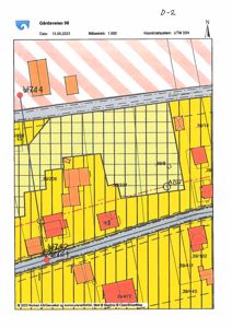 Situasjonsplan som viser eiendomsinndeling, bygningers plassering og tilknytning til veier.