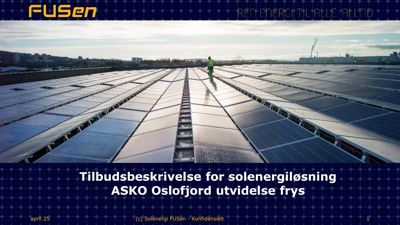 Fotografi av et tak med solcellepaneler, sannsynligvis fra et bygg i Oslofjorden.