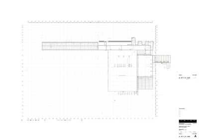 Snittegning som viser bygningens tverrsnitt, inkludert etasjer, trapper og konstruksjonsdetaljer.